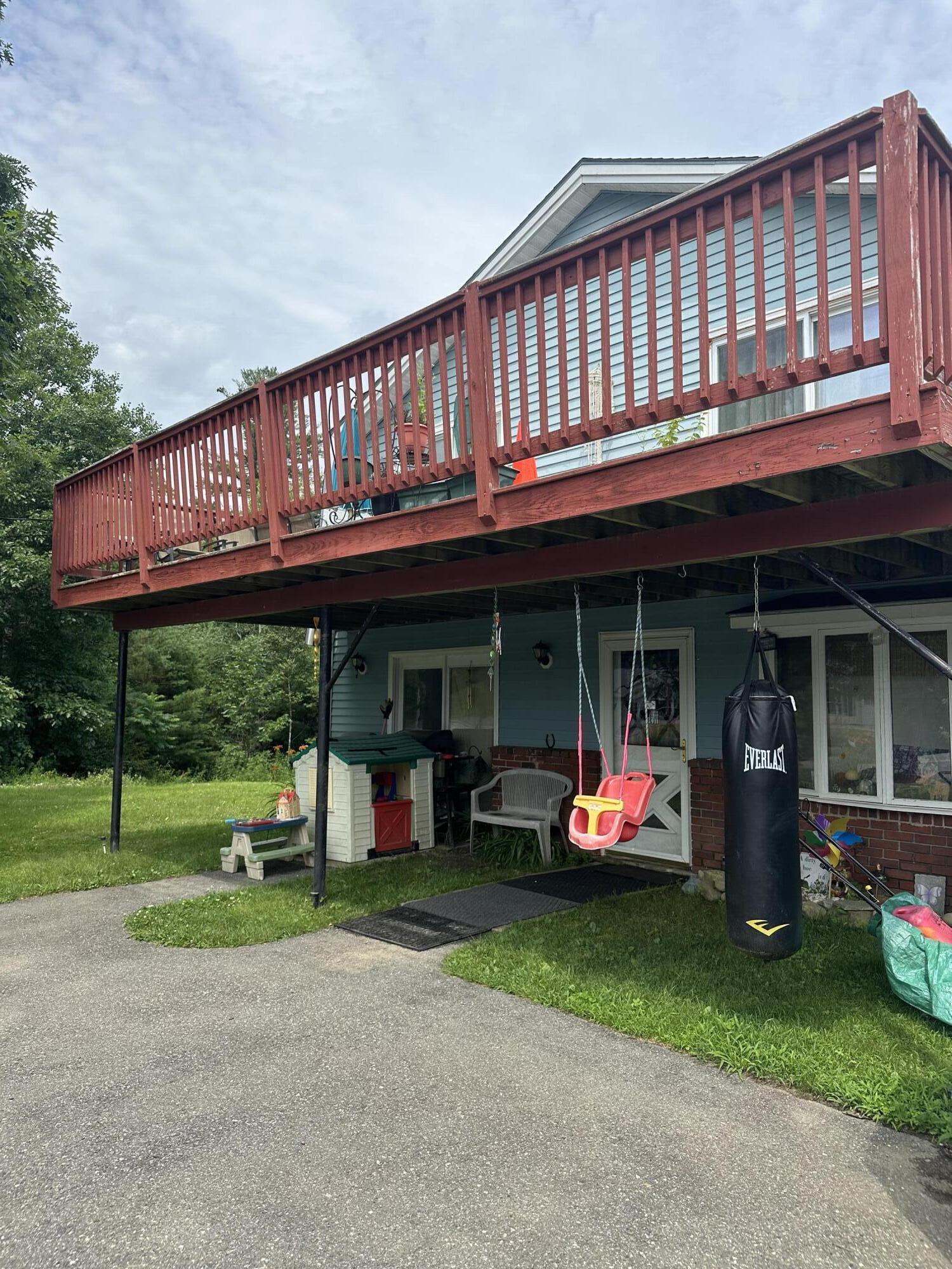 Cross Hill Rd, Vassalboro, ME 04989