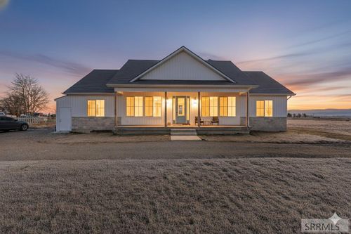 1423 N 950 E, Shelley, ID, 83274-5109 | Card Image