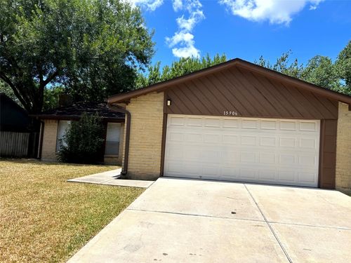 15906 Blueridge Rd, Missouri City, TX, 77489-3401 | Card Image
