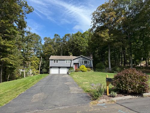 15 Sycamore Dr, Shelton, CT, 06484-5230 | Card Image
