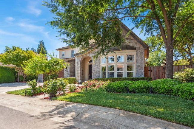 5604 Guthrie Place, House other with 5 bedrooms, 4 bathrooms and null parking in Davis CA | Image 5