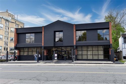 160 King St W, Dundas, ON, L9H1V4 | Card Image