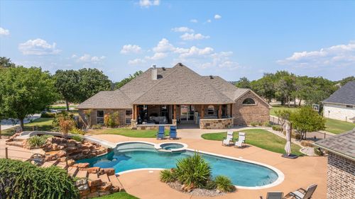 2007 Wigeon St, Granbury, TX, 76049-5570 | Card Image