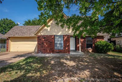 2721 S 121st East Avenue, House other with 3 bedrooms, 2 bathrooms and null parking in Tulsa OK | Image 1