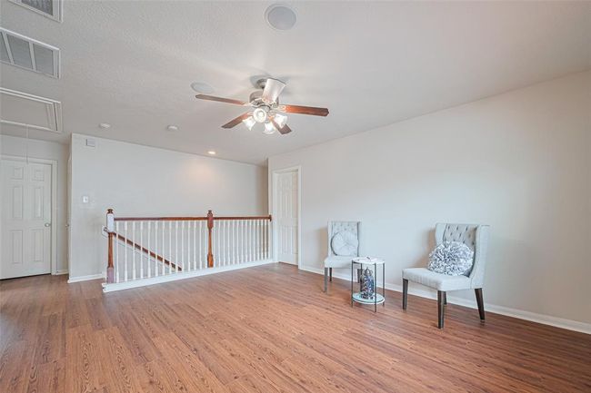 Entry to game room | Image 22