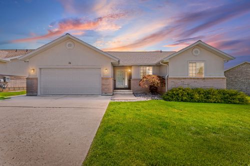 84 Belmore Dr, Kaysville, UT, 84037-3505 | Card Image