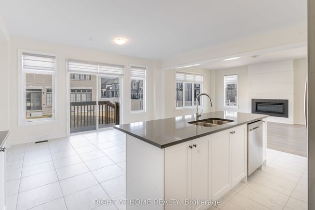 126 Settlers Crescent, House other with 4 bedrooms, 5 bathrooms and 4 parking in Bradford West Gwillimbury ON | Image 26