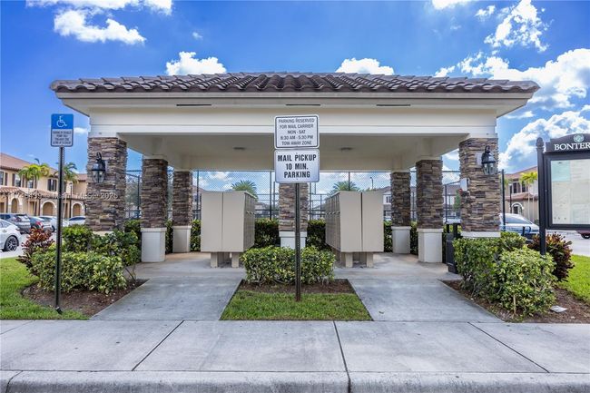 3346 W 96 Th Pl, House other with 3 bedrooms, 3 bathrooms and null parking in Hialeah FL | Image 53