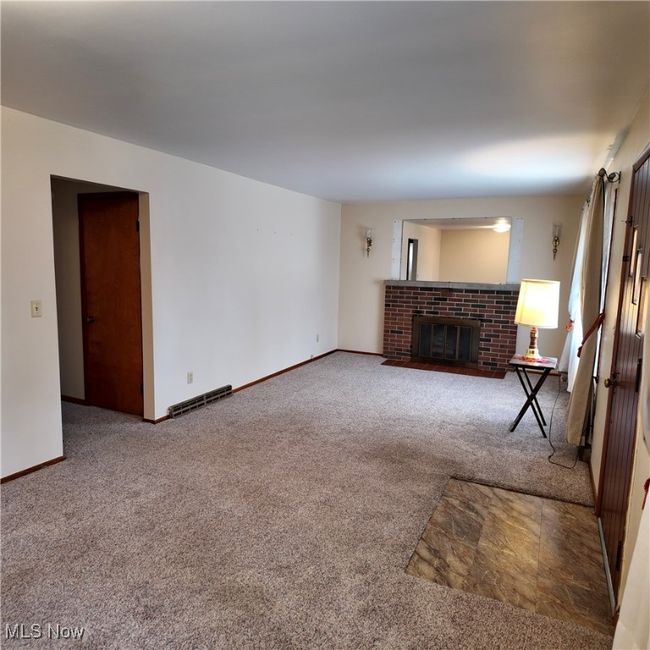 50194 Jacobsburg Key Rd, House other with 3 bedrooms, 2 bathrooms and null parking in Jacobsburg OH | Image 4