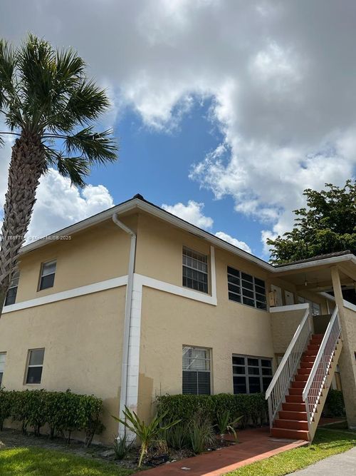 h-9992 Twin Lakes Dr, Coral Springs, FL, 33071-5341 | Card Image