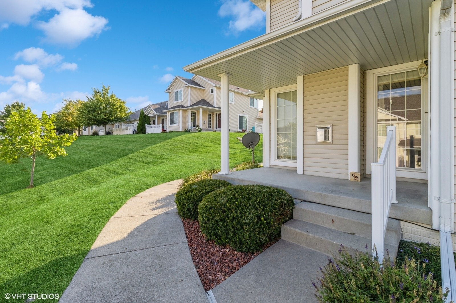 Westbrook Dr, Urbandale, IA 50323
