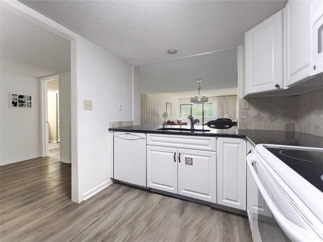2112 - 2112 Beach Wood Rd, Condo with 2 bedrooms, 2 bathrooms and null parking in Amelia Island FL | Image 13