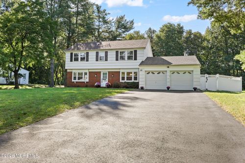 22 Knox Ln, Manalapan, NJ, 07726-2931 | Card Image