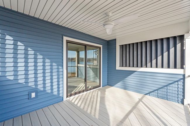 27 Lane 345 Crooked Lk, Condo with 3 bedrooms, 3 bathrooms and null parking in Angola IN | Image 28