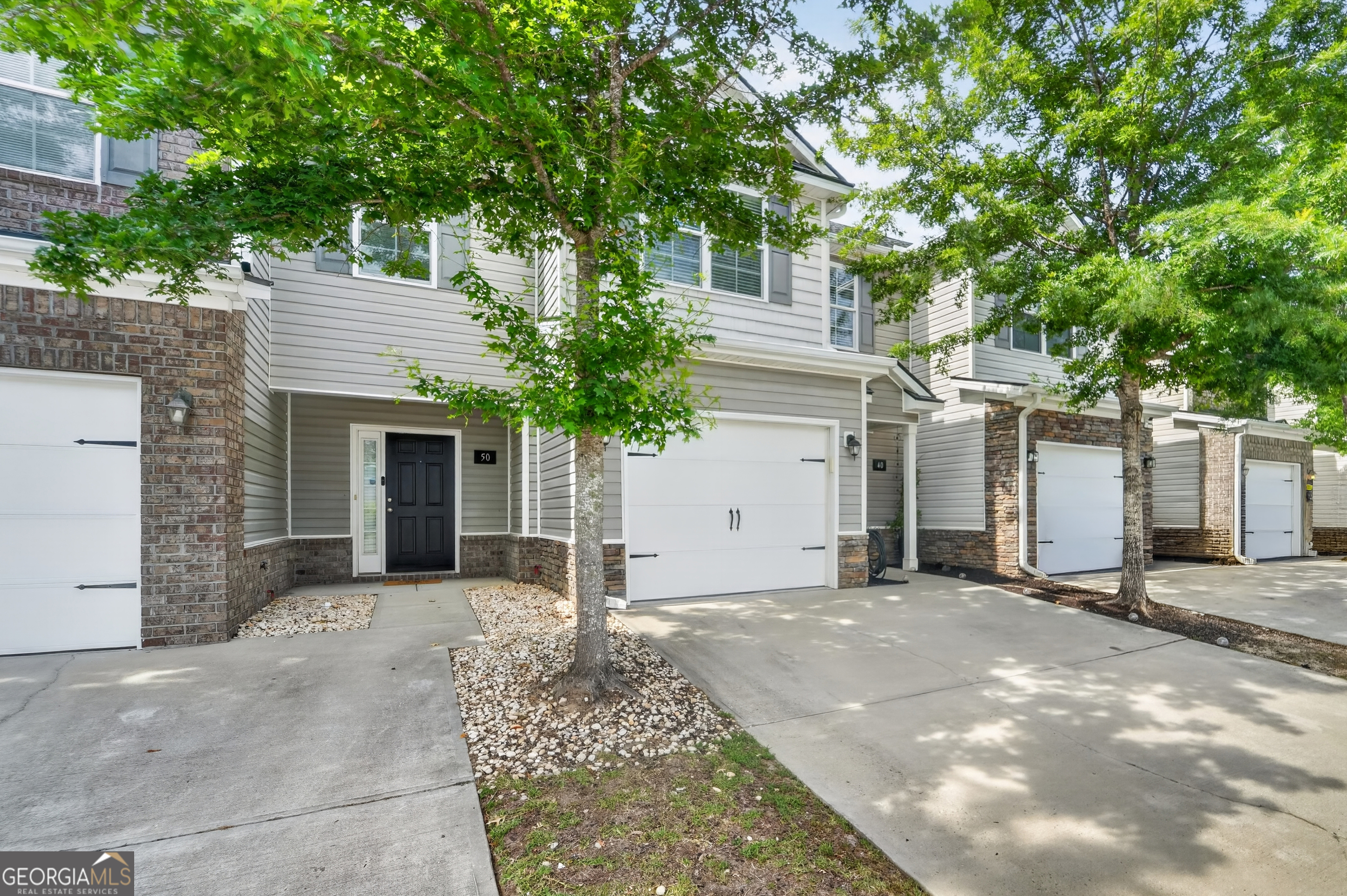 Residential in Richmond Hill 3