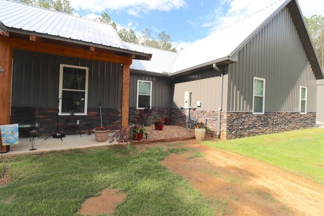 1369 Highway 365, House other with 3 bedrooms, 3 bathrooms and null parking in Iuka MS | Image 5