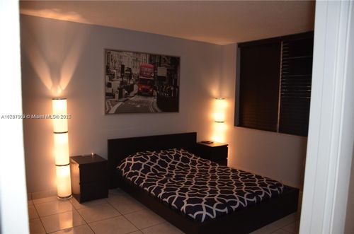 2-1780 Ne 191st St, Miami, FL, 33179-4285 | Card Image