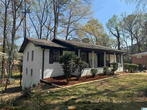 3618 Memory Ln, HUEYTOWN, AL, 35023-2627 | Card Image