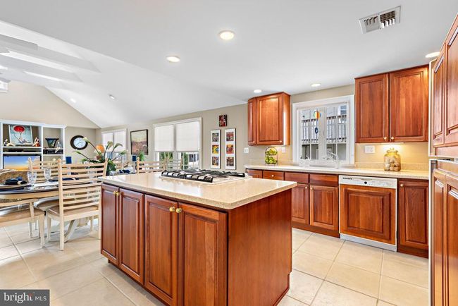 4 Olsen Ave, House other with 4 bedrooms, 3 bathrooms and null parking in Harvey Cedars NJ | Image 9