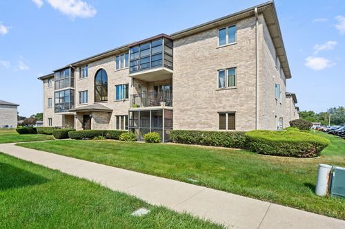 203-13950 E Leamington Drive, Crestwood, IL, 60418 | Card Image