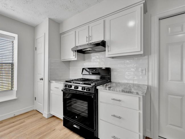 403 Elder Vista Dr, House other with 3 bedrooms, 2 bathrooms and 2 parking in Webster TX | Image 20
