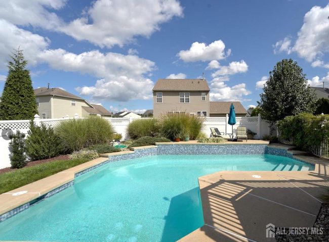 37 Keswick Rd, House other with 5 bedrooms, 3 bathrooms and null parking in East Windsor NJ | Image 50