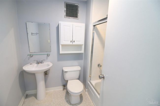 APT-407 - 825 Bayshore Dr, Condo with 2 bedrooms, 2 bathrooms and 1 parking in Pensacola FL | Image 20