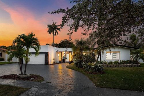 2611 Ne 49th St, Lighthouse Point, FL, 33064-7814 | Card Image