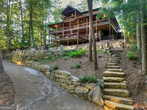 29-303 Major Rdg, Blue Ridge, GA, 30513-3566 | Card Image