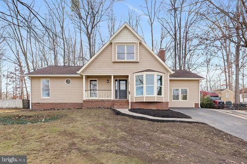 605 Lamplighter Dr, FREDERICKSBURG, VA, 22407-8632 | Card Image