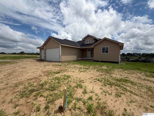 2864 Southern Hills Dr, Blair, NE, 68008-1804 | Card Image