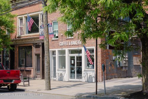 320 Main St, Middleburgh, NY, 12122-7721 | Card Image