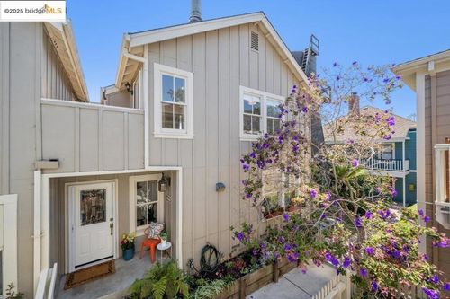 1807-800 Delaware St, Berkeley, CA, 94710-2068 | Card Image