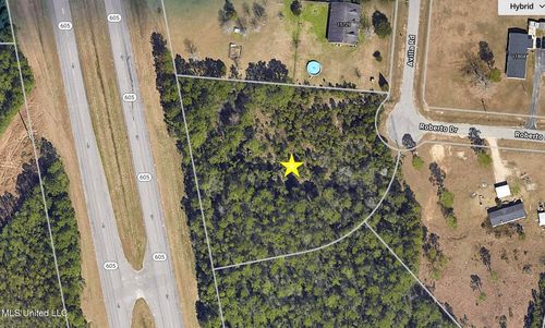15715 Avilla Rd, Biloxi, MS, 39532-8525 | Card Image
