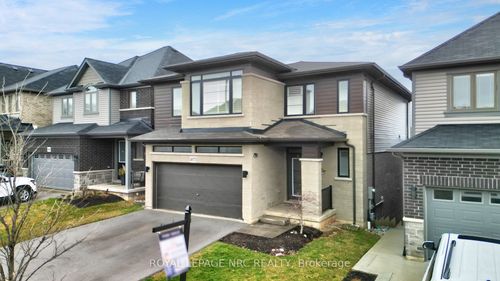 4071 Thomas St, Beamsville, ON, L3J0S5 | Card Image