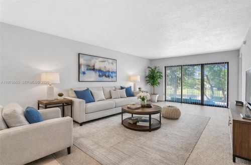 apt-311-2322 Cypress Bend Dr, Pompano Beach, FL, 33069-4414 | Card Image