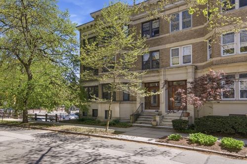 12 Parkman St, Brookline, MA, 02446-3882 | Card Image