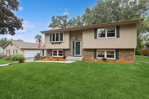2619 Baldwin Rd, McHenry, IL, 60050-6717 | Card Image