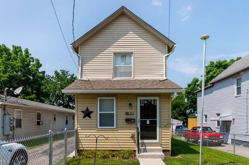 71 Elm St, Struthers, OH, 44471-1905 | Card Image
