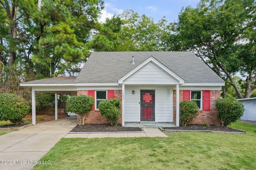 1693 Carla Cv, Southaven, MS, 38671-2901 | Card Image