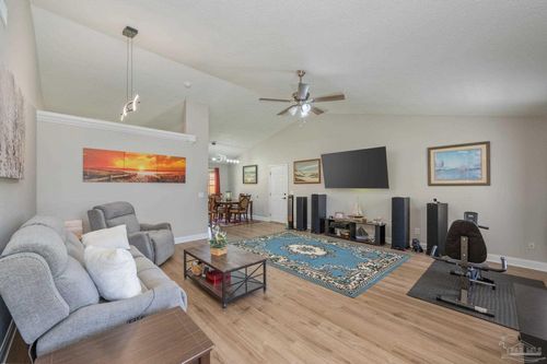 1945 Nicole St, Pensacola, FL, 32507-1591 | Card Image