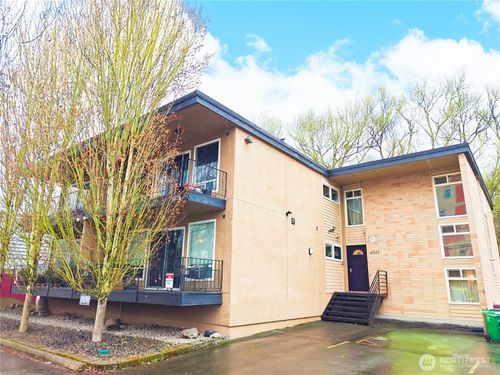 103-4525 S Henderson St, Seattle, WA, 98118-4943 | Card Image
