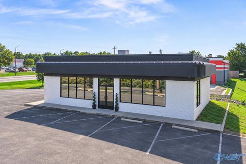 11743 Us Highway 431, Guntersville, AL, 35976-5652 | Card Image