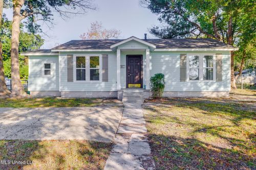 910 22nd St, Gulfport, MS, 39501-3341 | Card Image