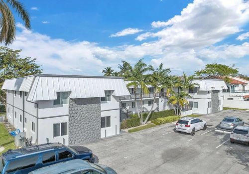 10-655 Jeffery St, Boca Raton, FL, 33487-3916 | Card Image