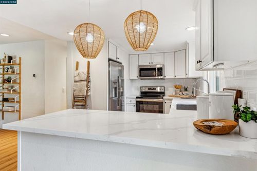 2877 Fountainhead Dr, San Ramon, CA, 94583-1739 | Card Image