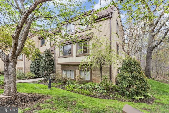 5C - 1665 Parkcrest Cir, Condo with 2 bedrooms, 1 bathrooms and null parking in RESTON VA | Image 16