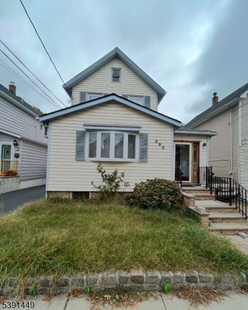 390 Forest St, Kearny, NJ, 07032-3516 | Card Image