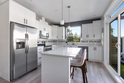 401-2783 Strathmore Rd, Langford, BC, V9B3X4 | Card Image