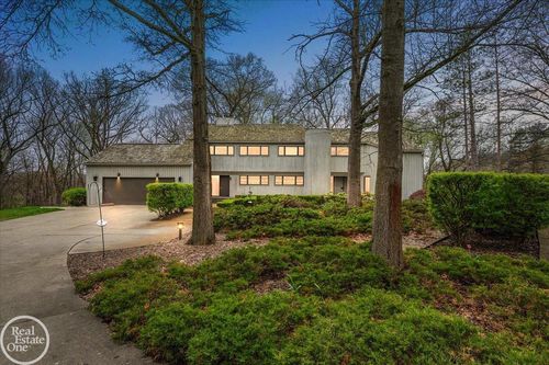 3750 Orion Rd, Oakland, MI, 48363-3029 | Card Image